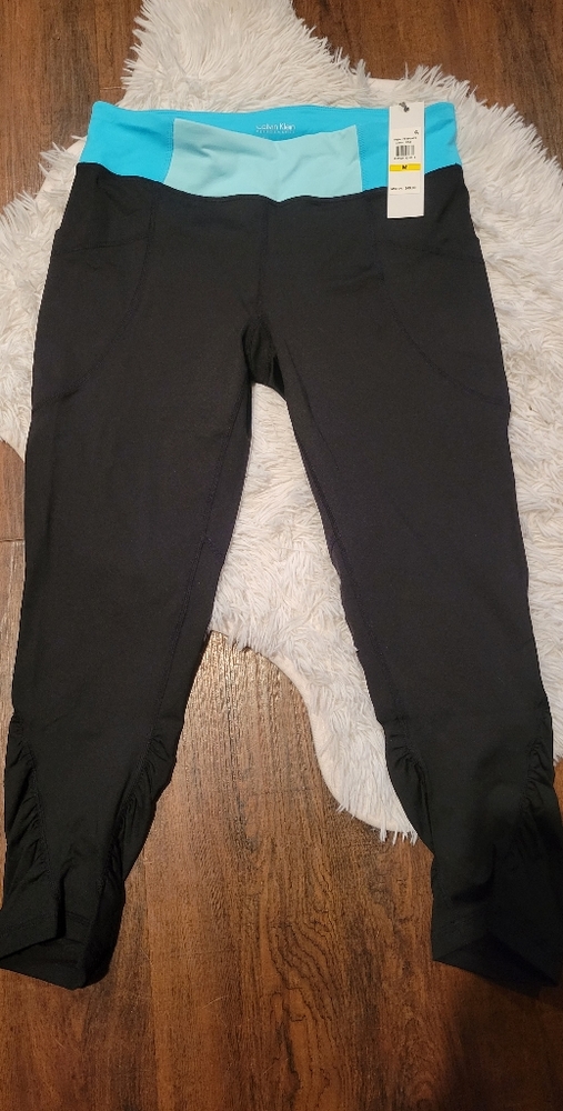 NWT Womens Calvin Klein Leggings